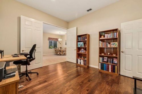 552 Hall St, Folsom CA 95630-9545 exterior