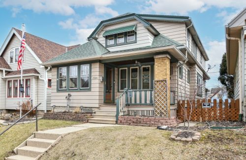 2566 Howell Ave, Milwaukee WI 53207-1639 exterior