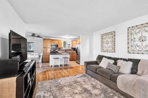 77 Jerilis Dr, Springfield, MA 01119-1839