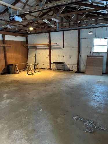 1120 37th St, Allegan MI 49010-8308 exterior