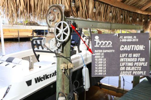 727 Calmoso Dr, Fort Pierce FL 34983-2208 exterior