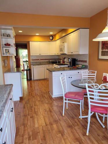 15 Lapis Cir, Town Center NJ 07052-2160 exterior