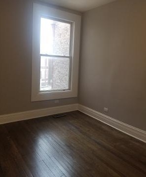 4113 Gladys Ave, Chicago IL 60624-3021 exterior