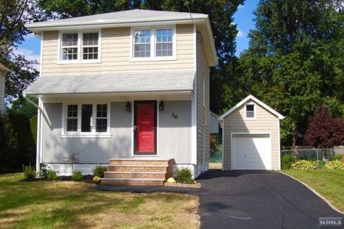 36 Monroe Ave, Dumont, NJ 07628-2715