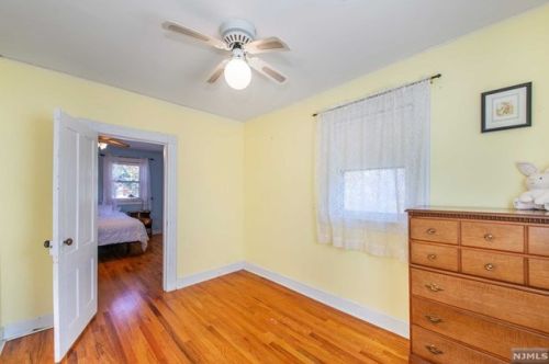 128 Grand St, N Milford NJ 07646-2626 exterior