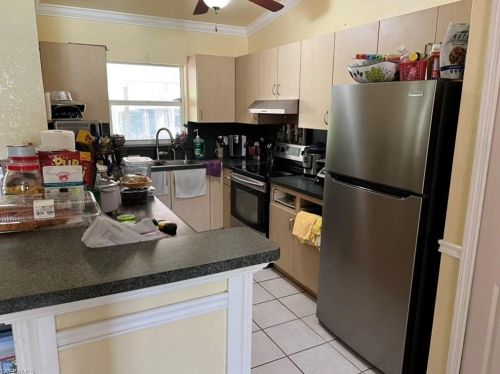 4870 14th Ave, Naples, FL 34117-9115