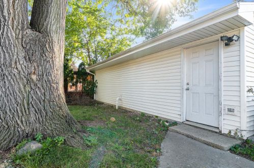 4625 74, Milwaukee WI 53218-4750 exterior