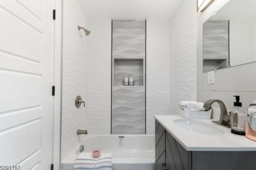 128 Brookside Ave, Irvington NJ  07111-3303 exterior