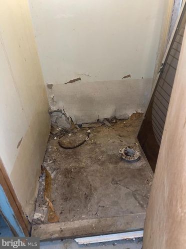 222 Albanus St, Philadelphia PA 19120-3506 exterior