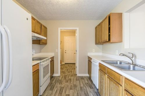 4309 Hunter Rd, Gainesville GA 30506-2841 exterior