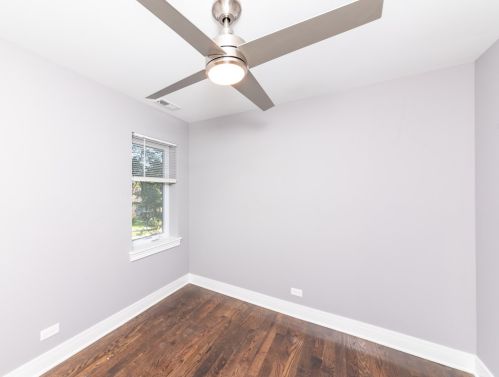 6758 Artesian Ave, Chicago IL  60645-4614 exterior