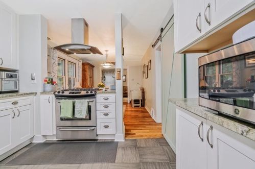 147 Race St, Pittsburgh PA 15208-1424 exterior