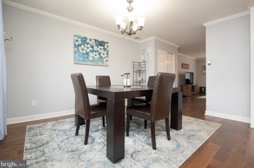 11023 Academy Rd, Philadelphia PA 19154-3301 exterior