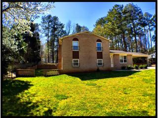 63 Hidden Valley Dr, Lawrenceville, GA 30044-4901