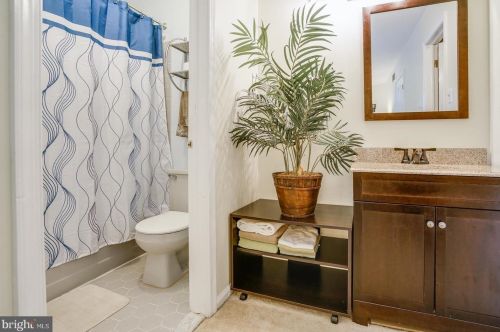 1312 Foxmeadow Dr, Limerick PA 19468-1556 exterior