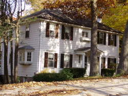 169 Mill St, Newton, MA 02460-2412