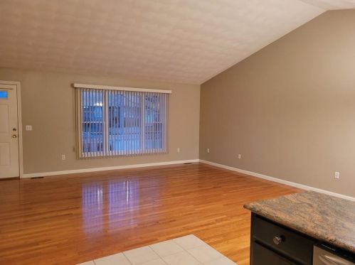 15 Locust Ave, Providence RI  02911-1514 exterior