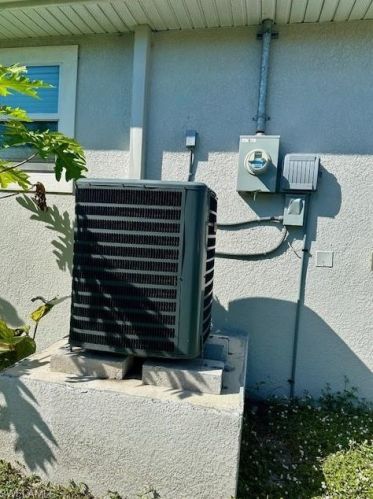 5327 Georgia Ave, Naples FL 34113-7812 exterior