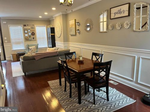 322 Mercy St, Philadelphia PA  19148-2632 exterior