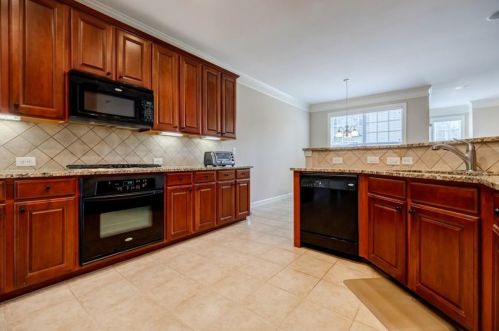 2067 Cobblestone Cir, Atlanta GA 30319-4911 exterior