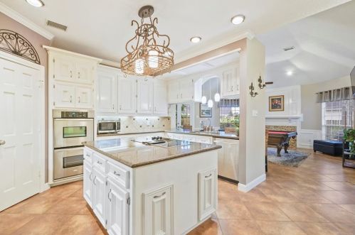 1731 Dewberry Brk Ct, Humble TX 77345-1926 exterior