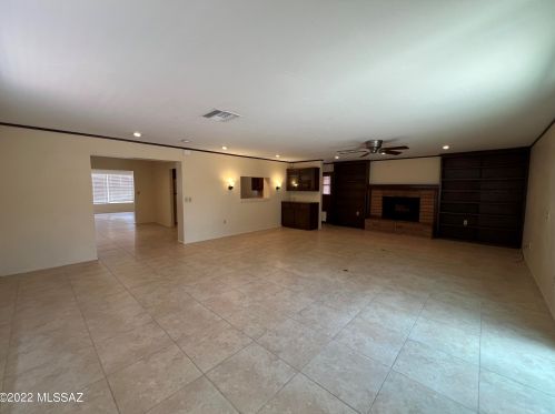 2709 Norris Ave, Tucson AZ  85719-3232 exterior