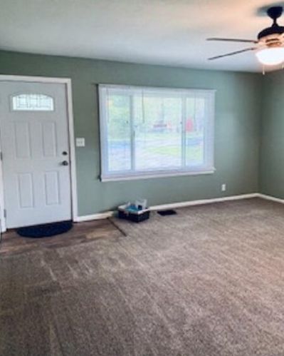 1424 Olmstead Rd, Kalamazoo, MI 49048-3340