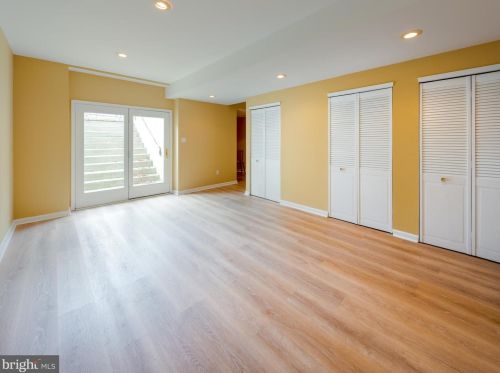 2009 Carmel Dr, Jamison PA 18929-1438 exterior