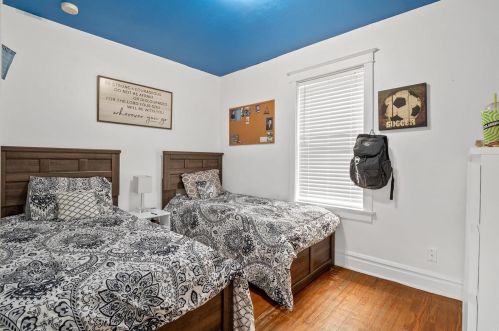 5803 Goener Ave, Saint Louis MO 63116-2234 exterior