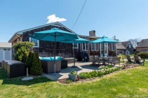 65 Windward Way, Waterford, CT 06385-3219