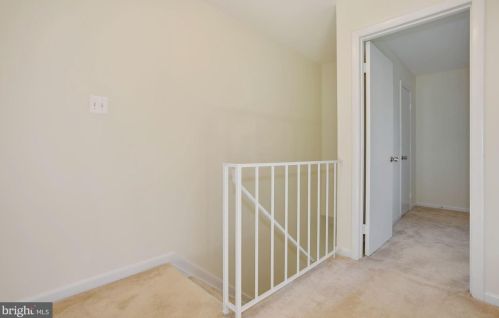 131 Catoctin Cir, Leesburg VA  20175-3808 exterior