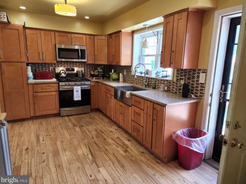 1007 Colorado St, Philadelphia PA 19146-4734 exterior