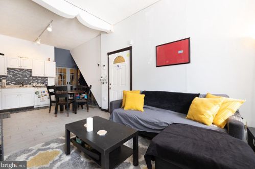 1630 9 St, Philadelphia PA 19122-0028 exterior