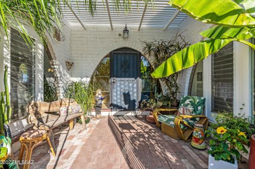 636 Roller Coaster Rd, Tucson AZ  85704-3835 exterior