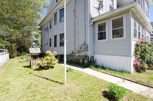 74 Silver St, Springfield MA  01107-1342 exterior