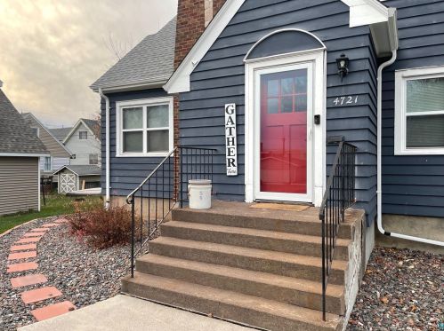 4721 4 St, Duluth MN 55807-2032 exterior