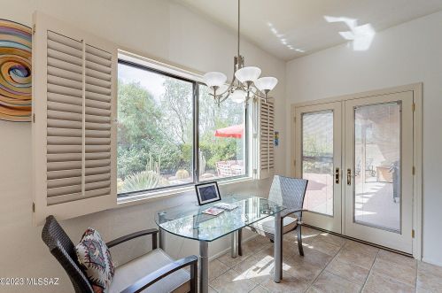 1024 Camino Diestro, Tucson AZ 85704-7694 exterior