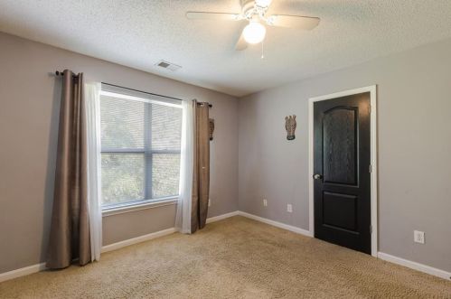 1510 Bayrose Cir, Atlanta GA 30344-8201 exterior