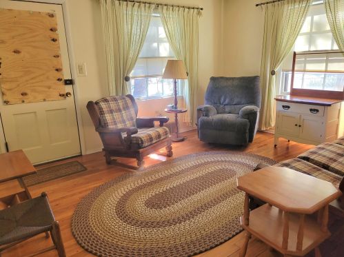 2615 71st St, Milwaukee WI  53219-2512 exterior