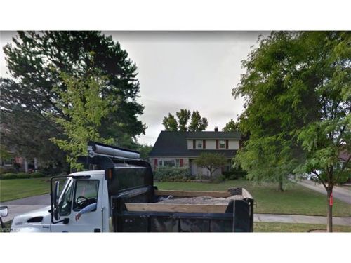 21618 Halburton Rd, Cleveland, OH 44122-3921