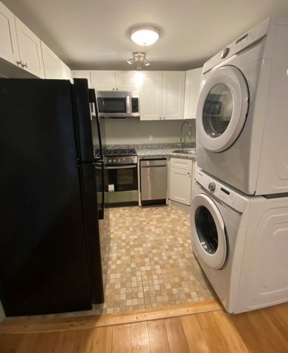 306 Sumner St, Boston MA 02125 exterior