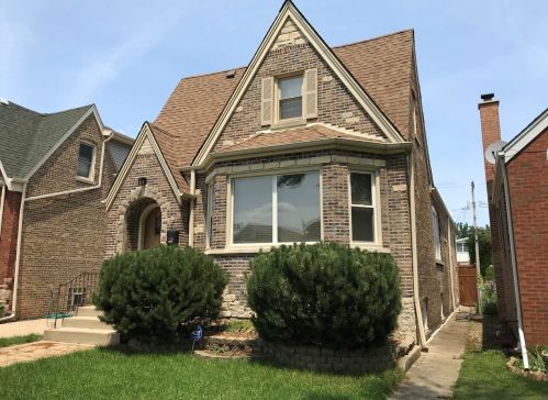 5930 Cornelia Ave, Chicago, IL 60634-4215