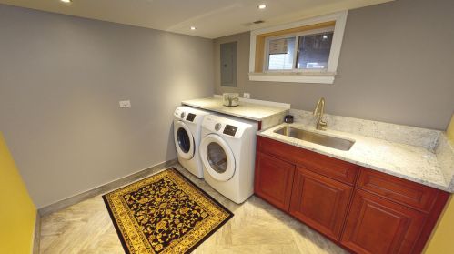 5135 64 Pl, Chicago IL 60638-5420 exterior