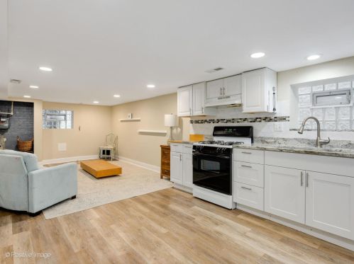 5055 Fletcher St, Chicago IL  60641-5037 exterior