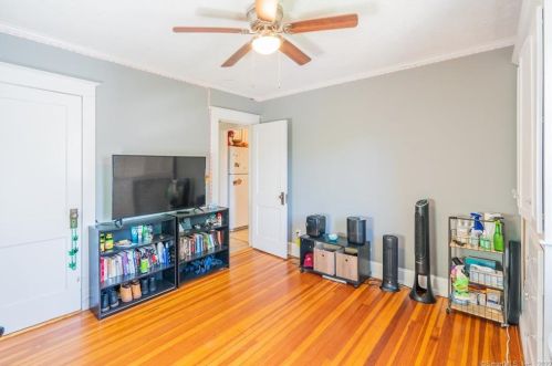 1146 Blvd, Hartford CT 06119-1720 exterior