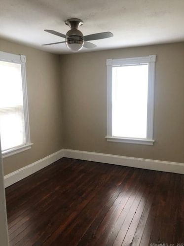 33 Sunrise Ave, New Britain CT  06051-2120 exterior