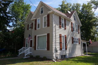 836 Lafayette St, Aurora, IL 60505-5154