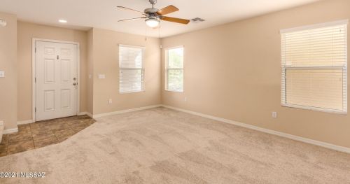 7618 Desert Overlook Dr, Tucson AZ  85710-8164 exterior