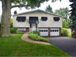 4438 Helmar Dr, Monroeville, PA 15146-1052