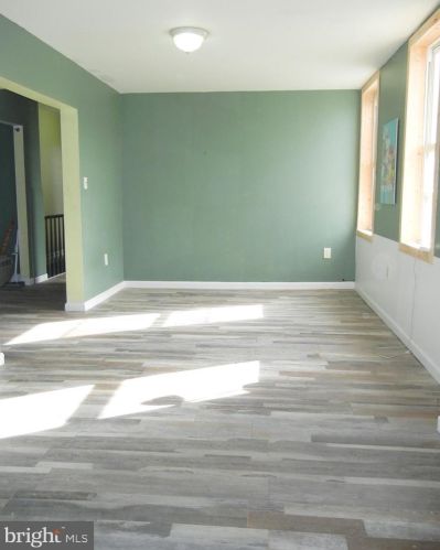 1924 4 St, Philadelphia PA 19122-2206 exterior